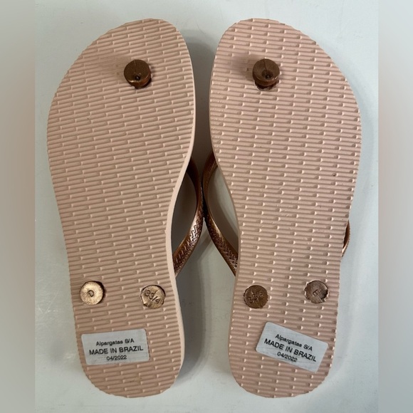 💎 Sparkle and Shine with Havaianas Flip Flops! 💎 - Picture 4 of 6